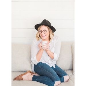 Meet your Posher, Marisa